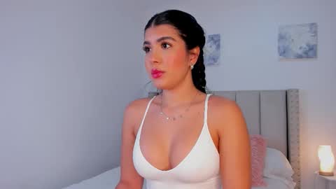 Evelyn online show from January 2026 09:53:02 PM