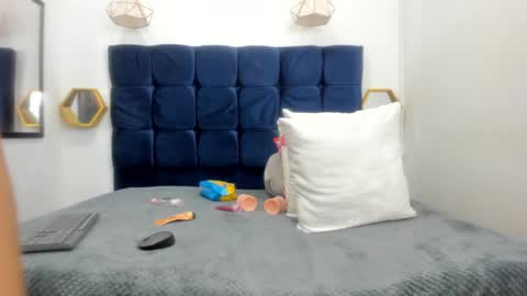 evelyn_morgan1 online show from December 2024 12:55:02 AM