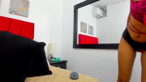 evelyn_morgan1 online show from February 2025 11:55:02 PM