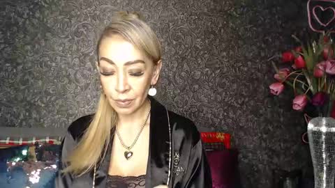 EvelynaGrey online show from January 2025 04:23:01 AM