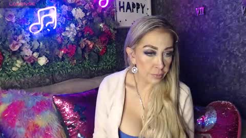 EvelynaGrey online show from January 2025 08:01:01 AM