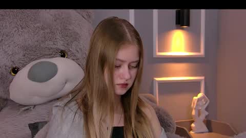 Snapshot of evemundie chatting on March 2025 12:19:02 PM Eve online show from March 2025 12:19:02 PM