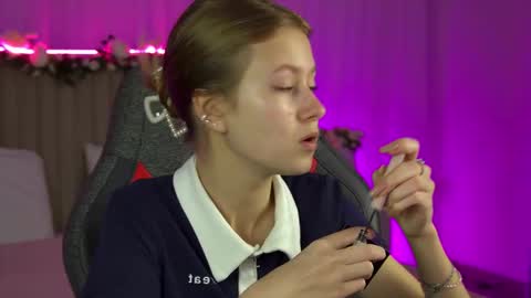 Snapshot of evemundie chatting on September 2025 12:15:02 PM Eve online show from September 2025 12:15:02 PM