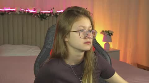 Snapshot of evemundie chatting on October 2025 06:22:02 AM Eve online show from October 2025 06:22:02 AM