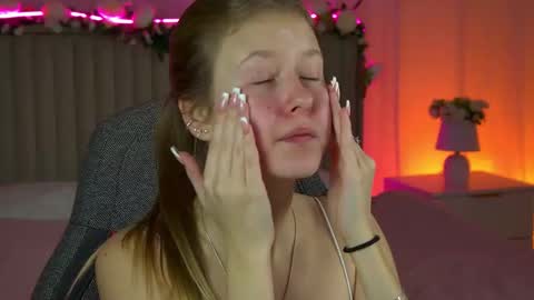 Snapshot of evemundie chatting on October 2025 09:34:02 AM Eve online show from October 2025 09:34:02 AM