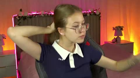 Snapshot of evemundie chatting on October 2025 10:47:02 AM Eve online show from October 2025 10:47:02 AM