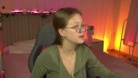 Snapshot of evemundie chatting on November 2025 06:30:02 AM Eve online show from November 2025 06:30:02 AM