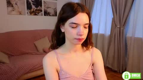 evi_brook online show from November 2025 07:28:01 AM