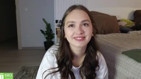 evi_woow online show from October 2025 08:18:01 PM