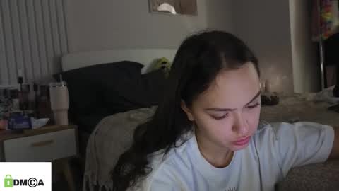 evi_woow online show from February 2026 09:02:01 PM