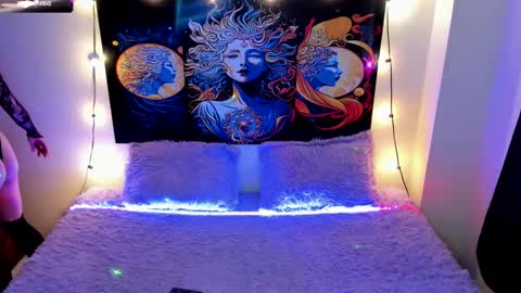 Snapshot of evie99_ chatting on September 2025 05:25:02 PM Evie99 online show from September 2025 05:25:02 PM