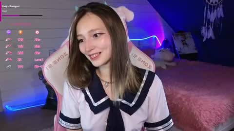 Snapshot of evie_rosen chatting on June 2026 10:30:01 PM Evie online show from June 2026 10:30:01 PM