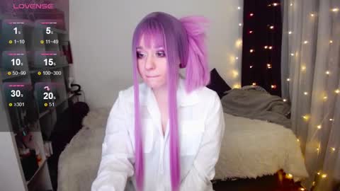 Snapshot of eviecuster chatting on December 2024 12:42:02 AM Im gonna be on in 2 hours online show from December 2024 12:42:02 AM