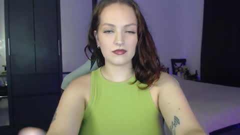 Lessie online show from October 2025 09:04:02 PM