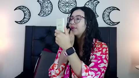 Evolet online show from February 2026 05:44:02 PM