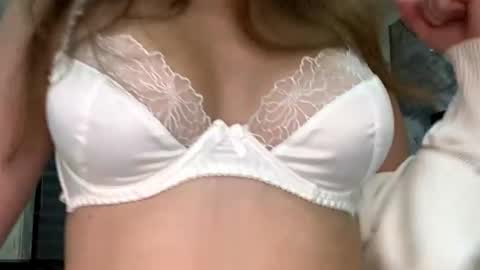 Eva online show from October 2025 03:14:01 PM