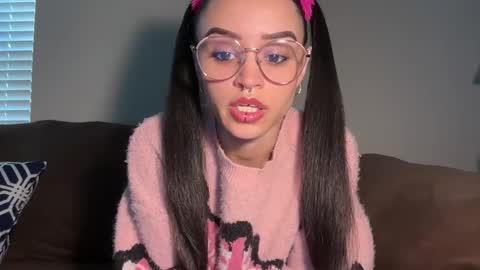 Snapshot of evusixx chatting on October 2025 05:58:02 PM evusixx online show from October 2025 05:58:02 PM