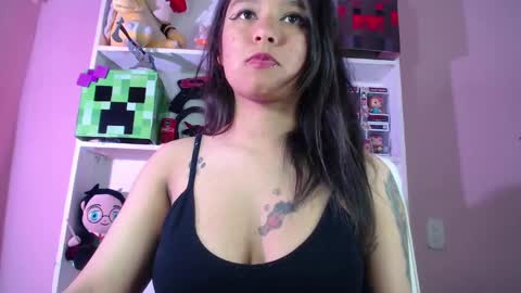 Im Evy online show from September 2025 06:19:01 PM