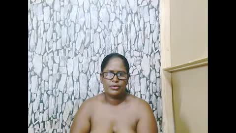 exotic_indian95 online show from February 2026 05:06:02 PM