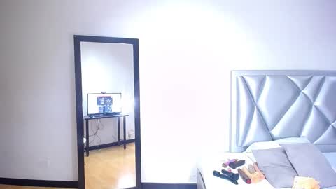 exotic_karmella online show from December 2024 09:29:02 PM