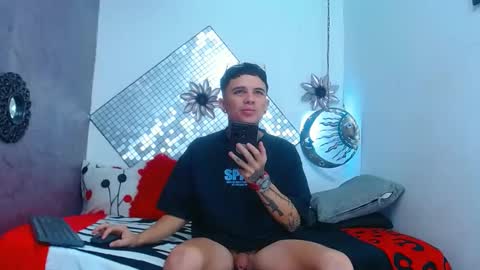 Snapshot of exotichot_couple chatting on March 2025 01:17:02 AM exotichot_couple online show from March 2025 01:17:02 AM