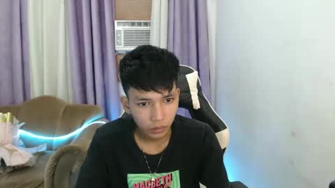 jiann online show from December 2024 02:42:02 AM