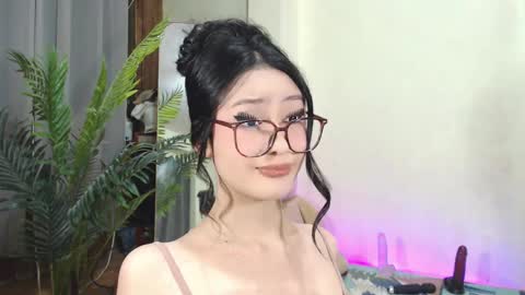 Candy  online show from March 2025 03:15:02 PM