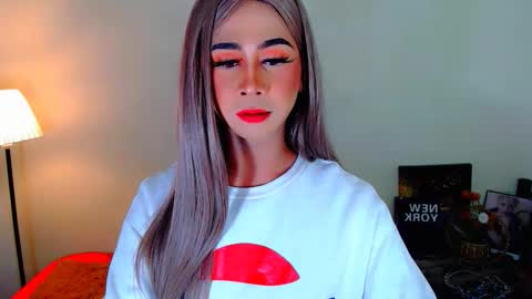 Snapshot of expensive_elise chatting on March 2026 04:58:01 PM expensive_elise online show from March 2026 04:58:01 PM