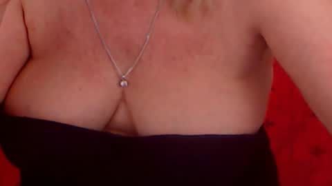 Alana online show from January 2025 01:54:01 AM