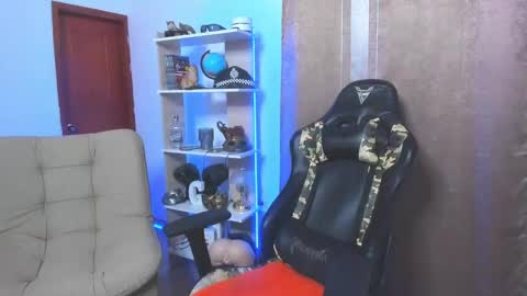 GABRIEL online show from February 2025 10:52:02 PM