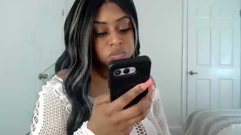 exstacybanks online show from November 2025 04:38:02 PM