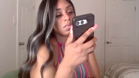 exstacybanks online show from November 2025 01:50:02 AM