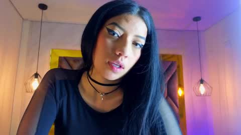 Snapshot of ey_im_simone_ chatting on May 2026 12:22:02 PM online show from May 2026 12:22:02 PM