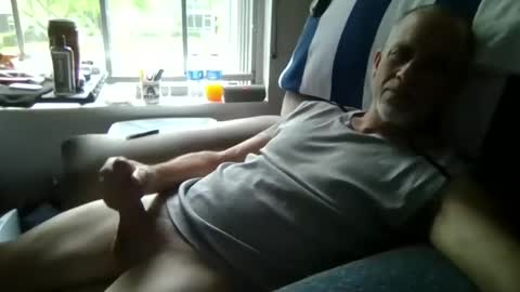 Snapshot of eyegasms2112 chatting on June 2026 12:18:01 PM Edger online show from June 2026 12:18:01 PM