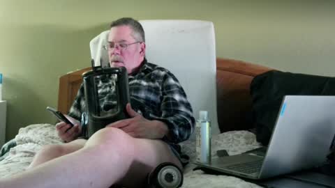 Eyeswideshut63 online show from December 2024 07:50:02 PM