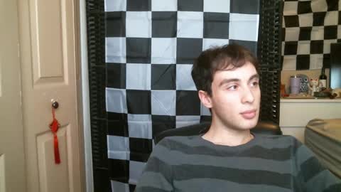 Ezra Naamah online show from January 2025 06:02:01 PM