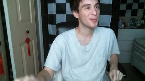 Ezra Naamah online show from February 2025 07:09:01 PM