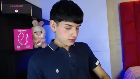 Juan online show from October 2025 04:53:02 AM