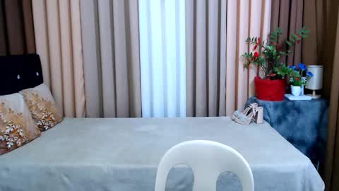 UR SWEET EZRA online show from January 2025 05:08:01 PM