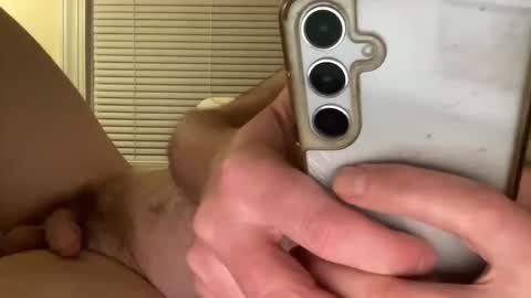 ezrandomguy online show from February 2026 12:31:01 AM