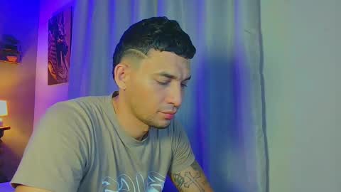 Snapshot of fabi_calde chatting on January 2025 07:32:01 AM fabi online show from January 2025 07:32:01 AM