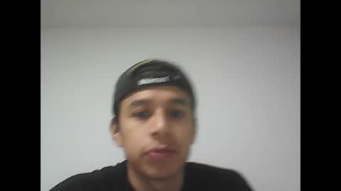 R online show from October 2025 06:32:01 PM