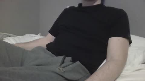 FacelessEscape online show from October 2025 03:25:01 PM