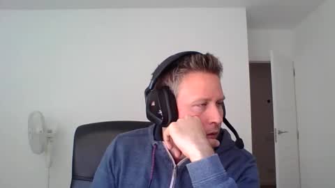 Snapshot of faer_087 chatting on September 2025 09:23:02 AM faer_087 online show from September 2025 09:23:02 AM