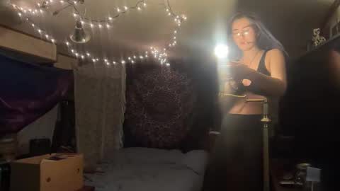 Snapshot of faexoxoxo chatting on January 2025 05:56:01 AM Fae online show from January 2025 05:56:01 AM