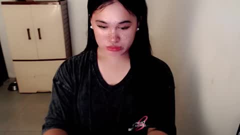Snapshot of fairy_cuddle chatting on May 2026 05:05:02 AM call me shanaia online show from May 2026 05:05:02 AM