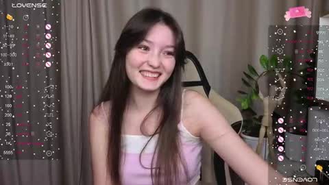 Snapshot of fairy_m00n chatting on September 2025 02:18:02 PM Kate online show from September 2025 02:18:02 PM