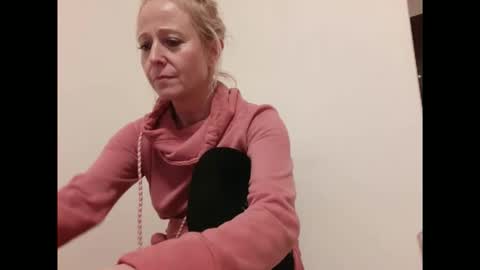 Fairy NightMary online show from January 2026 06:00:01 PM