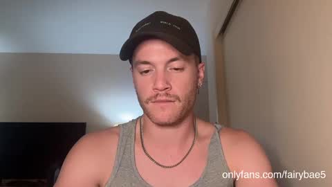 Snapshot of fairybae5 chatting on October 2025 04:54:01 AM Travis online show from October 2025 04:54:01 AM
