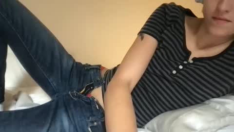 Haydee online show from November 2025 05:45:03 PM